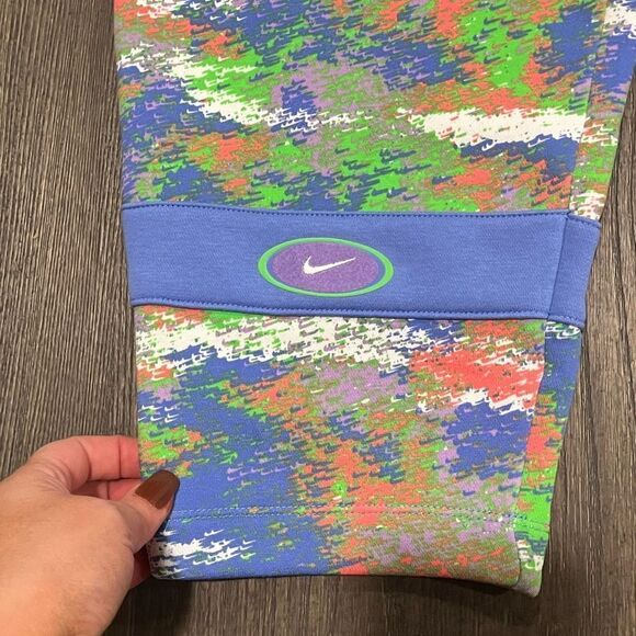 NWOT Nike Women's Sportswear Essential Fleece Gel Curve Pants Multi-Color - Picture 10 of 12